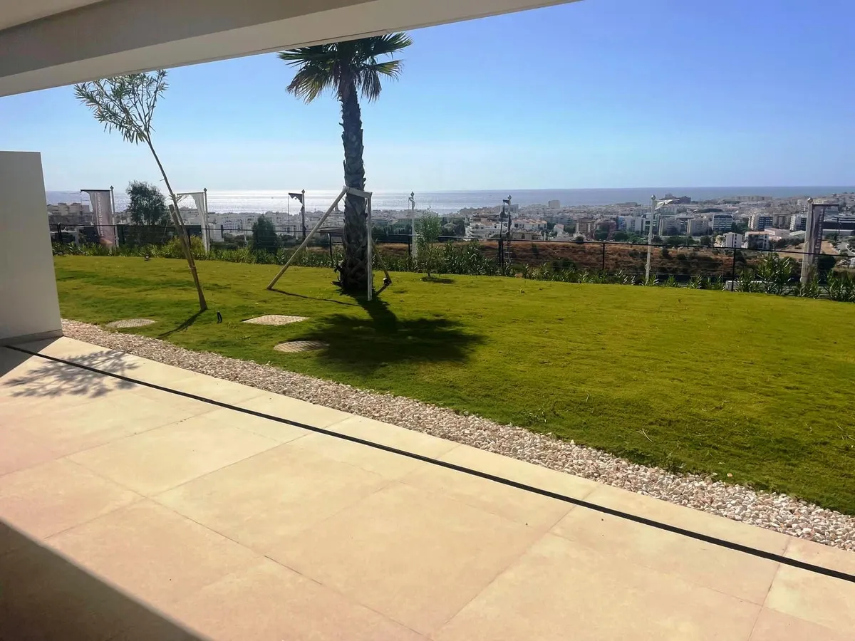 08afbe1c-56ef-46f7-bcfe-d077981975f8