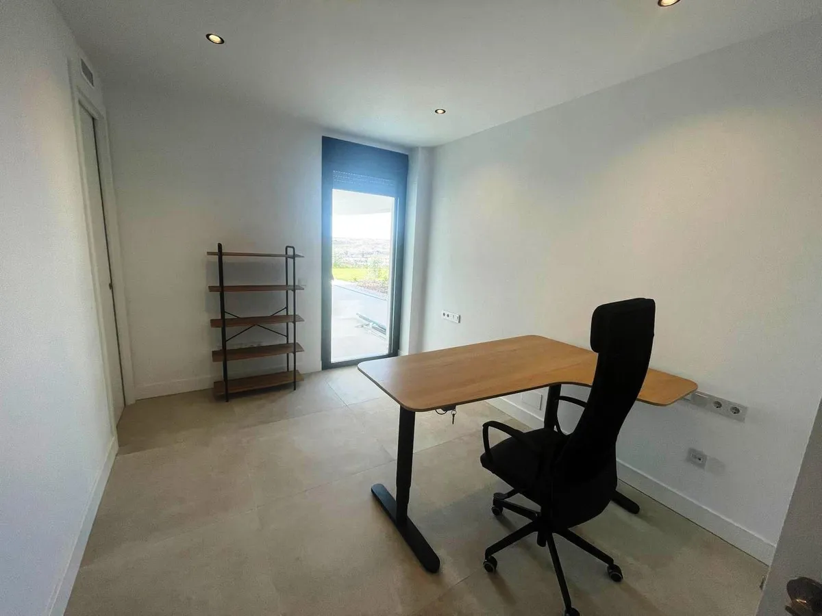 110b0467-ae37-4b94-8ffb-2b03723d82bc