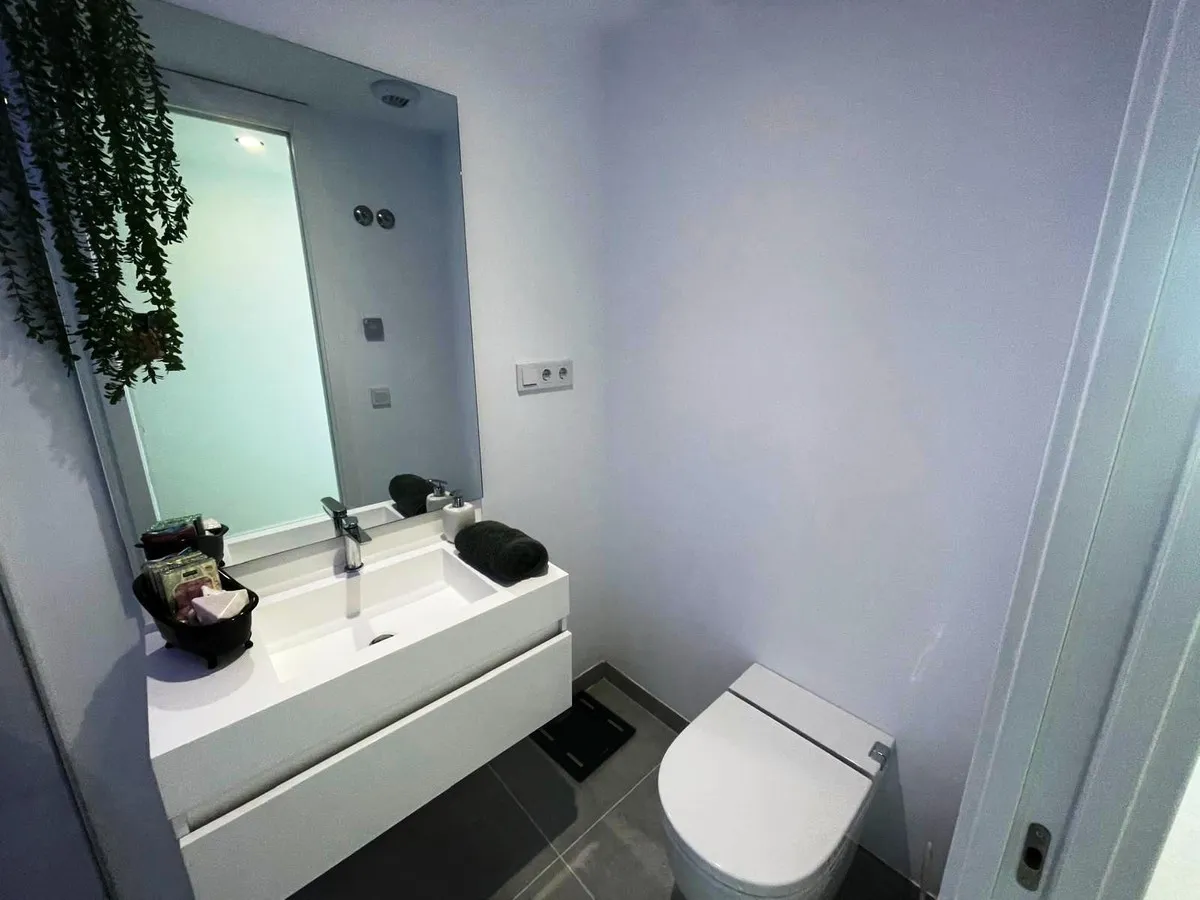 6b7b1095-020d-4a0b-995e-1a4a302f9289