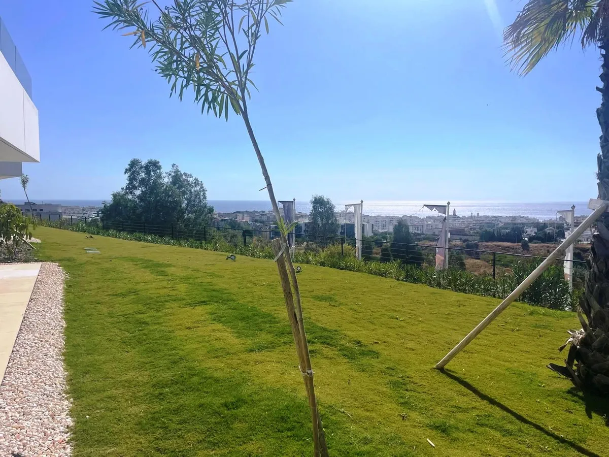 a69d1251-bee0-48ef-8391-3e7a1b4b325a