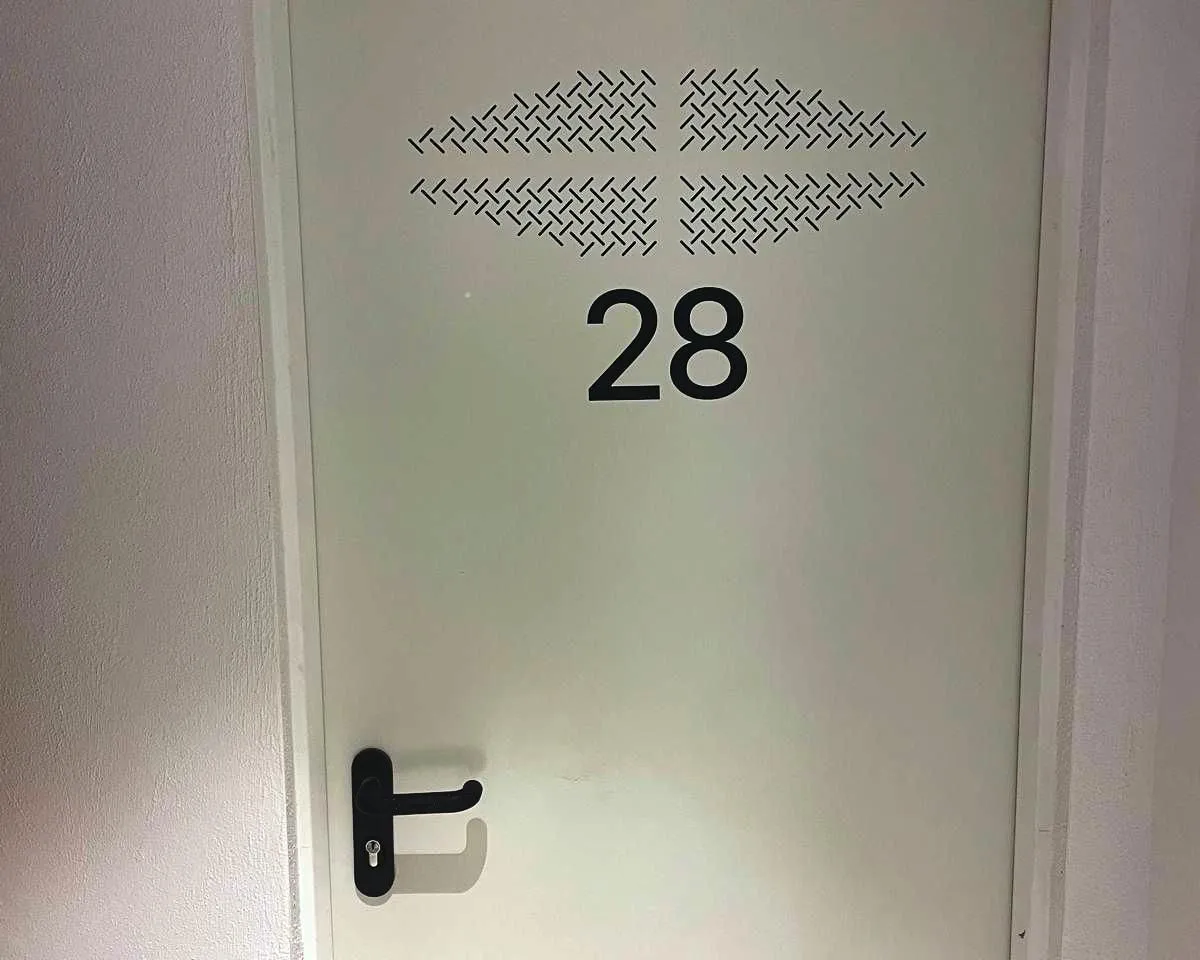 e88b6678-d090-4f74-93a4-93cc6086f405