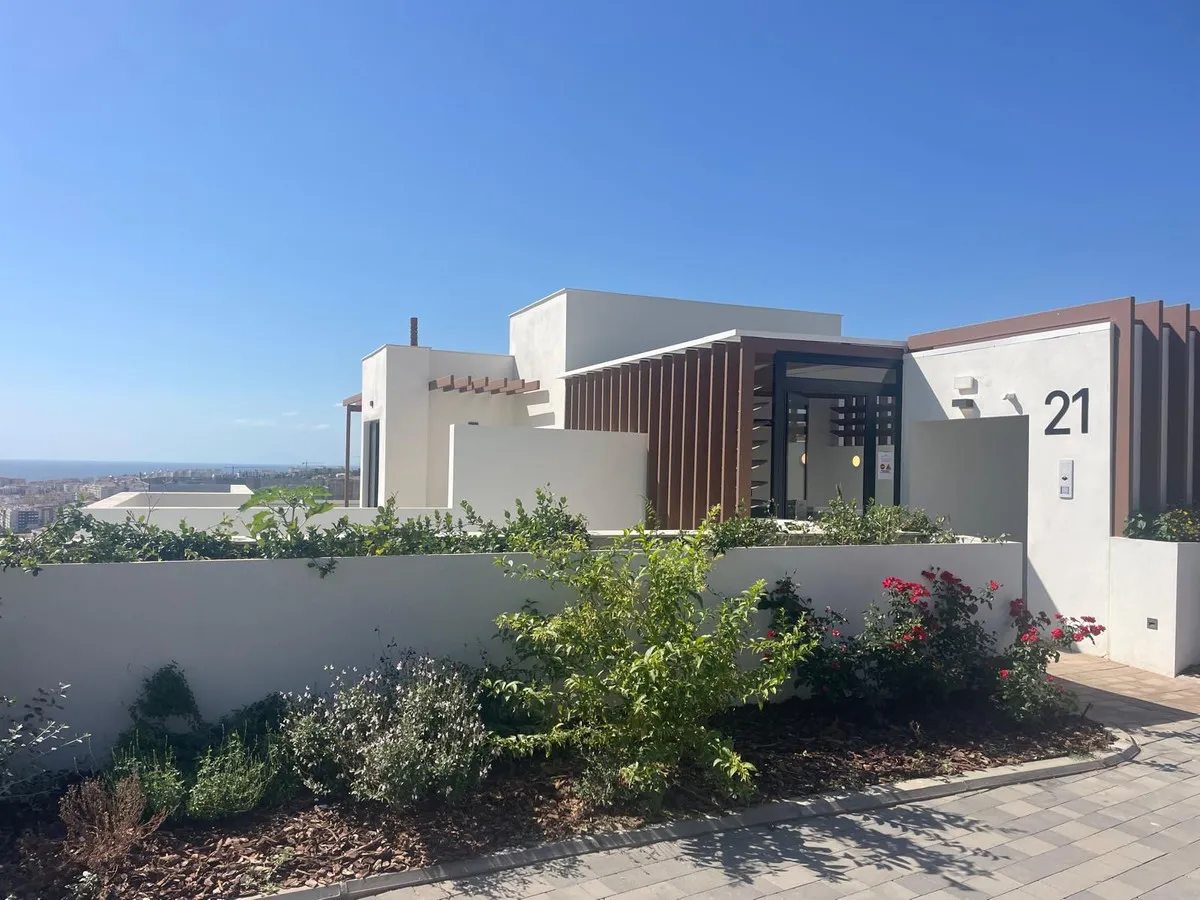 fb593217-9279-49f5-93f2-f4bfe5fac81c