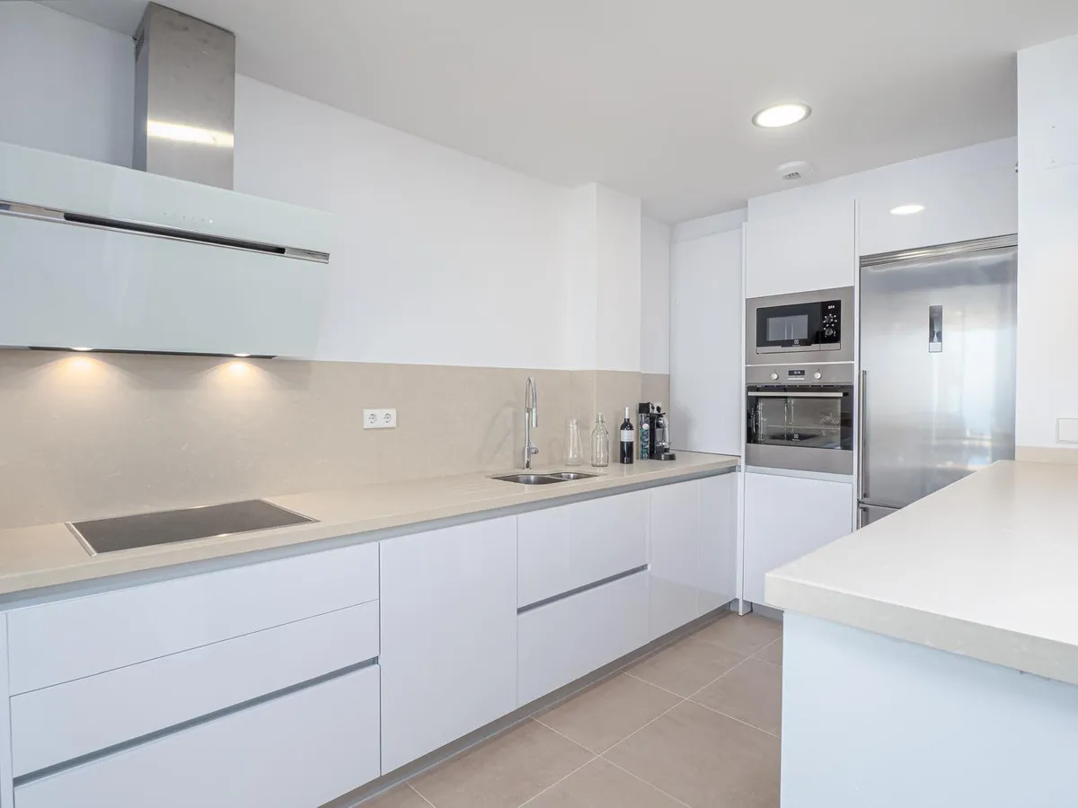 618c1bdd-c27b-442d-b464-eb279b3b70fc