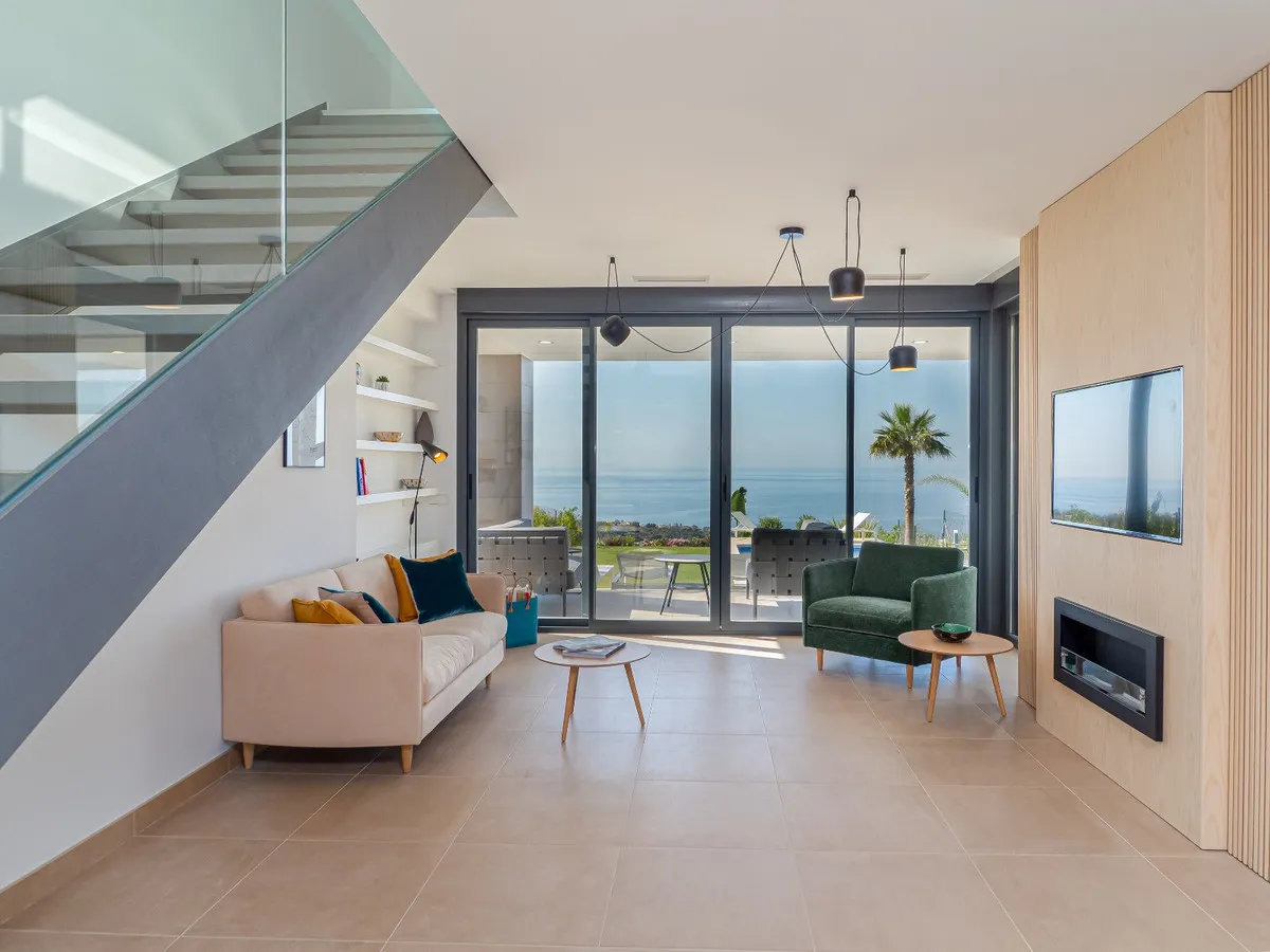 73625878-1579-4a01-a3b4-5bc37fe5a6ad