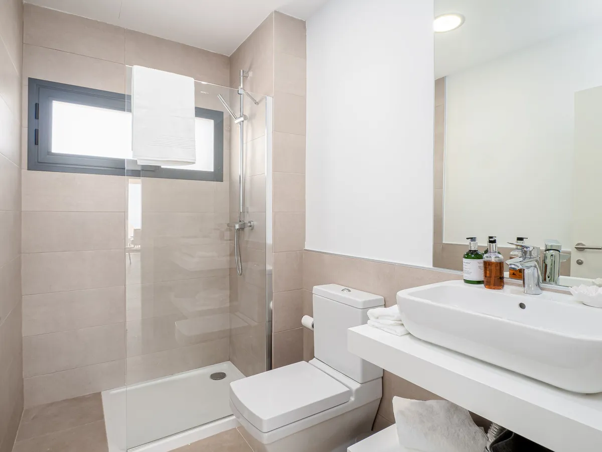 e4a2360c-14fc-4141-b07b-0fcfd8f3fc3b