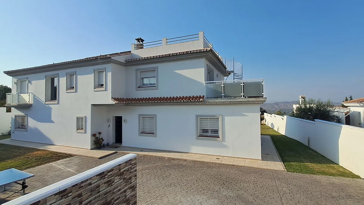 28934ac0-3f75-4632-b3e0-f13a53c522da