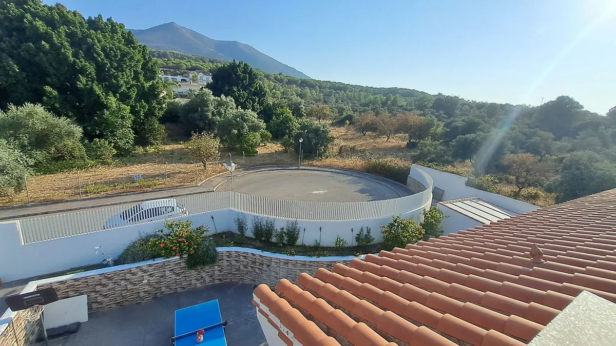 ac51a8b2-c2c4-4999-8745-f64eef79acc8