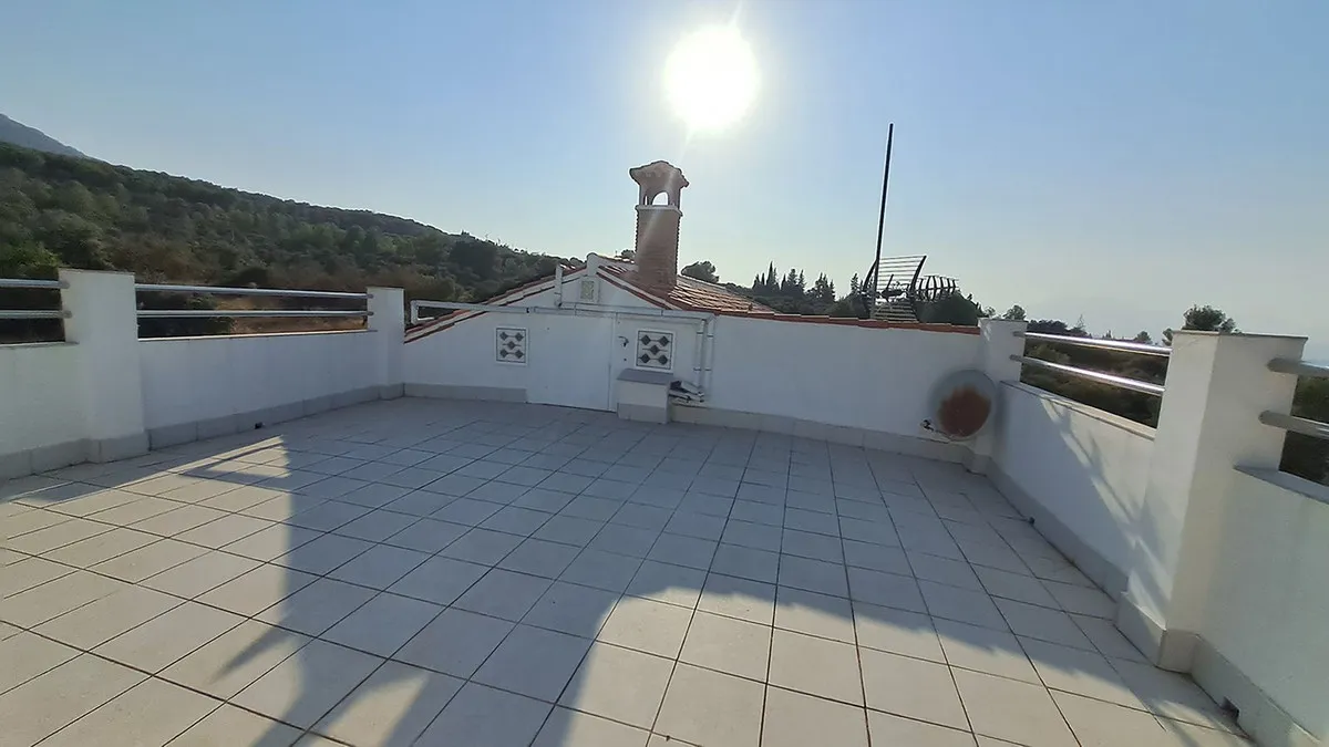 e01b28bc-8b3e-4ae5-9719-2053a56cae94