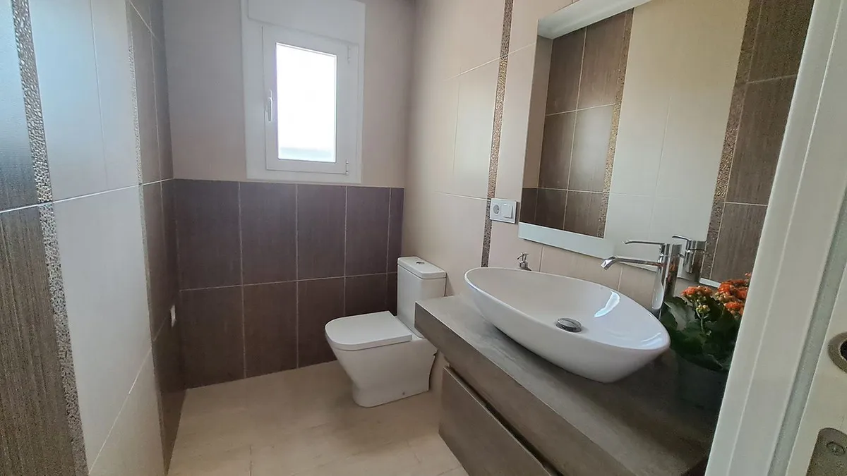 ebc08d9b-2203-46b0-96d8-d55c4b5df399