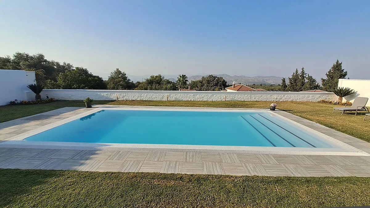 fdf3bac2-f9db-4203-a4ea-bf3f63330fc4