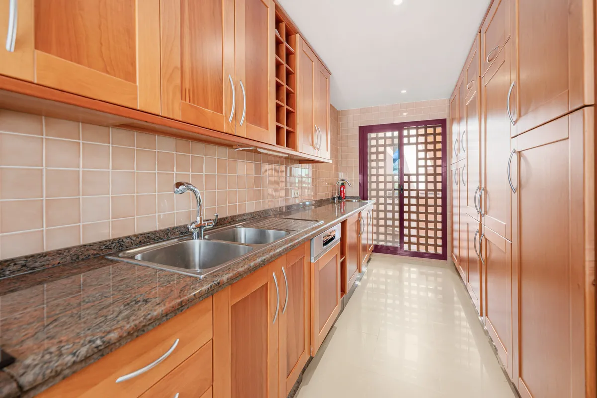 1658a1d2-ad6f-4a19-93d6-1a9c07988bd5