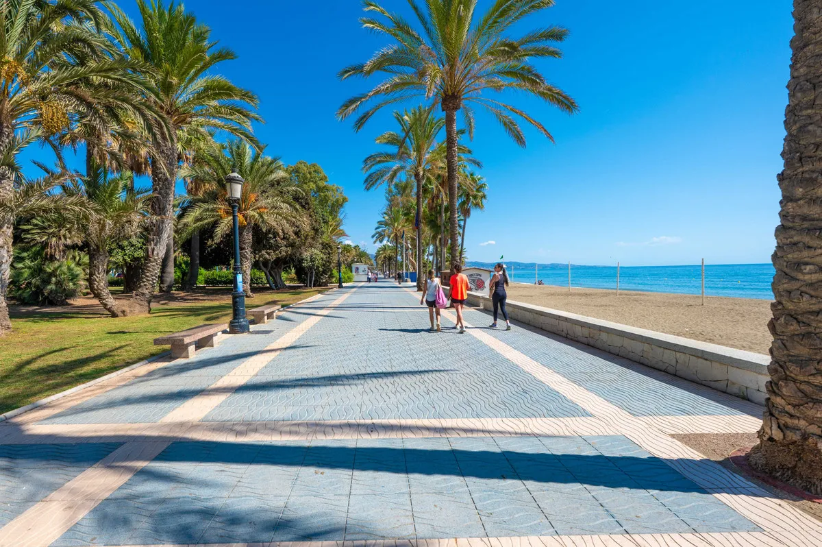 1df3ec61-8a9b-4c7d-b96e-7eae6d2bd7f0