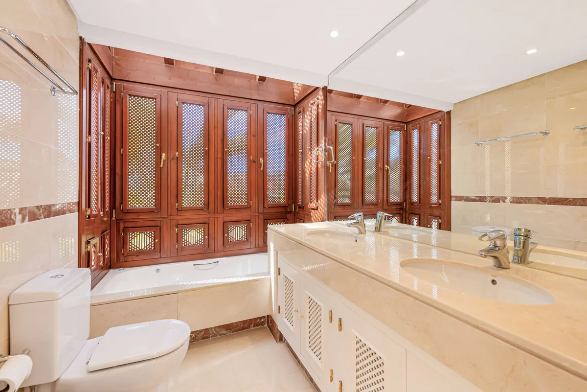 450c80c2-1b34-487e-b479-a3330f3c94f7