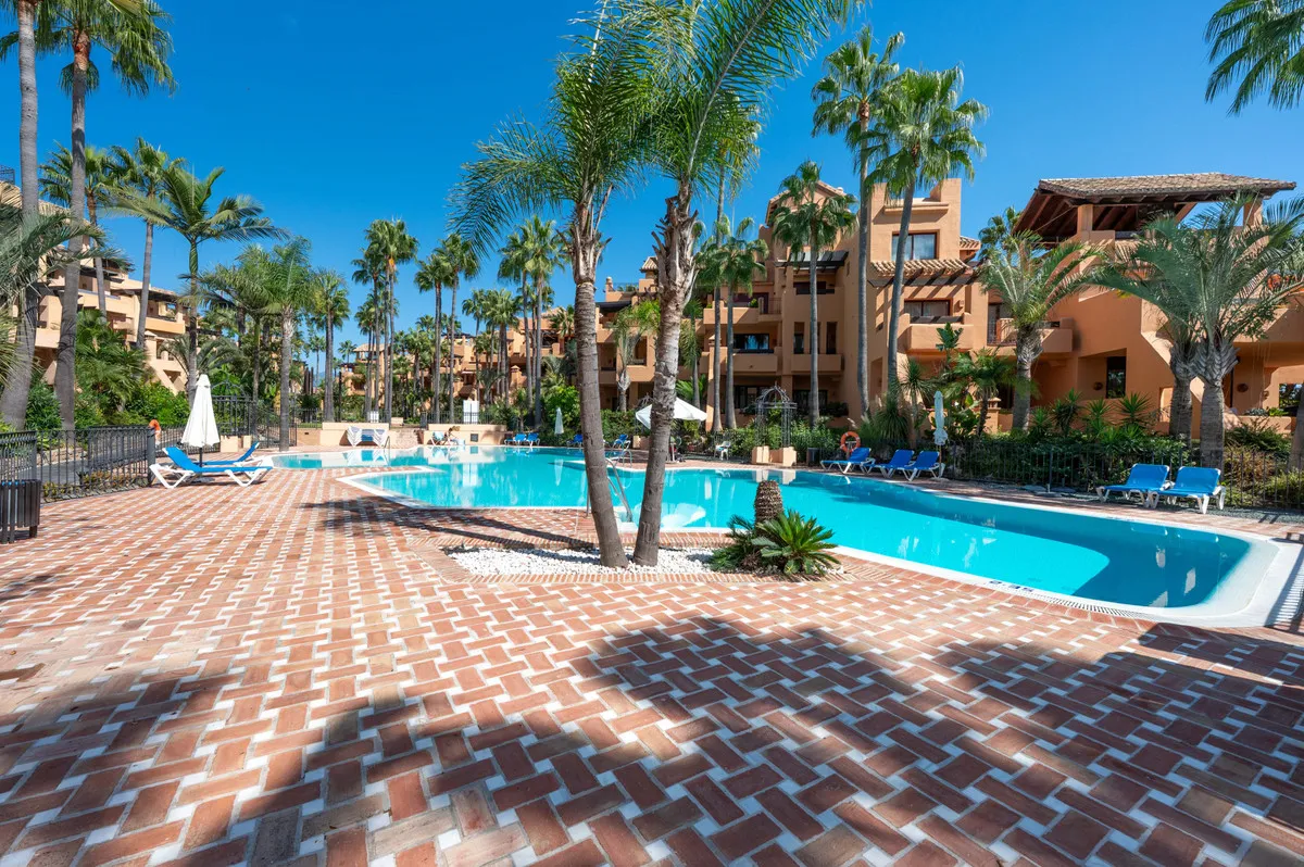 c9d9db34-9ca4-441b-8c0a-6d14d4553ec5