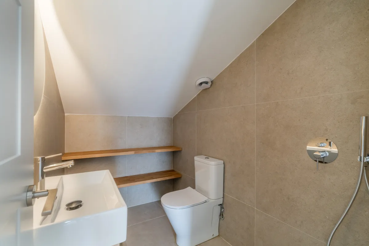 38012033-bdfe-45d1-b85a-ee74b77e710b