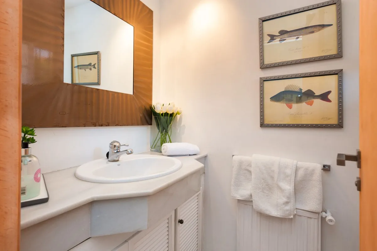 28fc804d-59ae-41bc-82d1-7c506fa73769