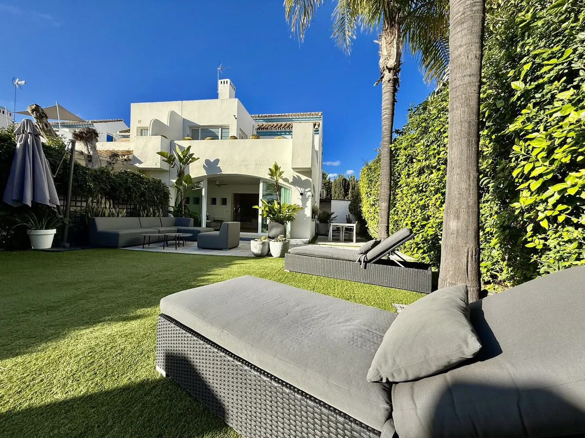 755a7d75-f9db-4e87-b9ef-62938263b67e