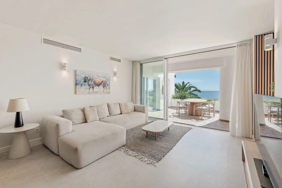 dc6ac84d-4cb4-4b15-be10-4d78ab944d02