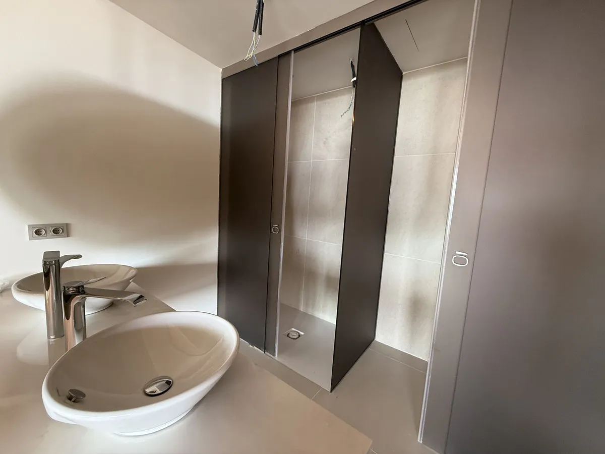 1bb78db8-c15d-44d4-baf0-736f7e5fd469