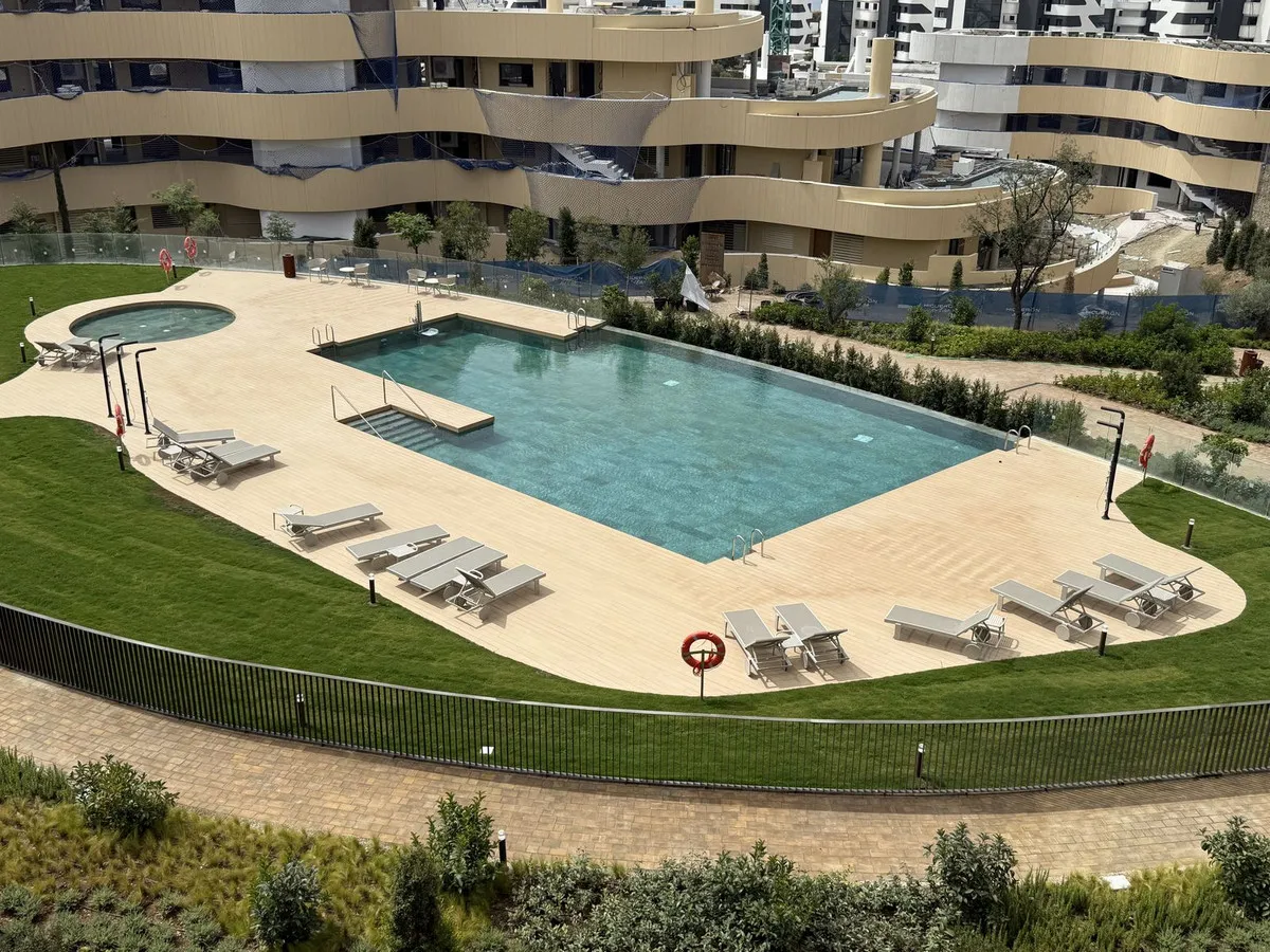 ff32f40c-3507-45de-a773-8e4a99e6e4f6