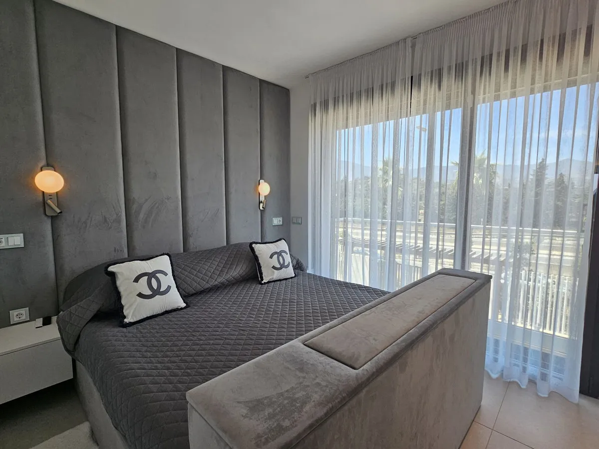 c0744ef0-7342-45a7-801c-192609ea083d