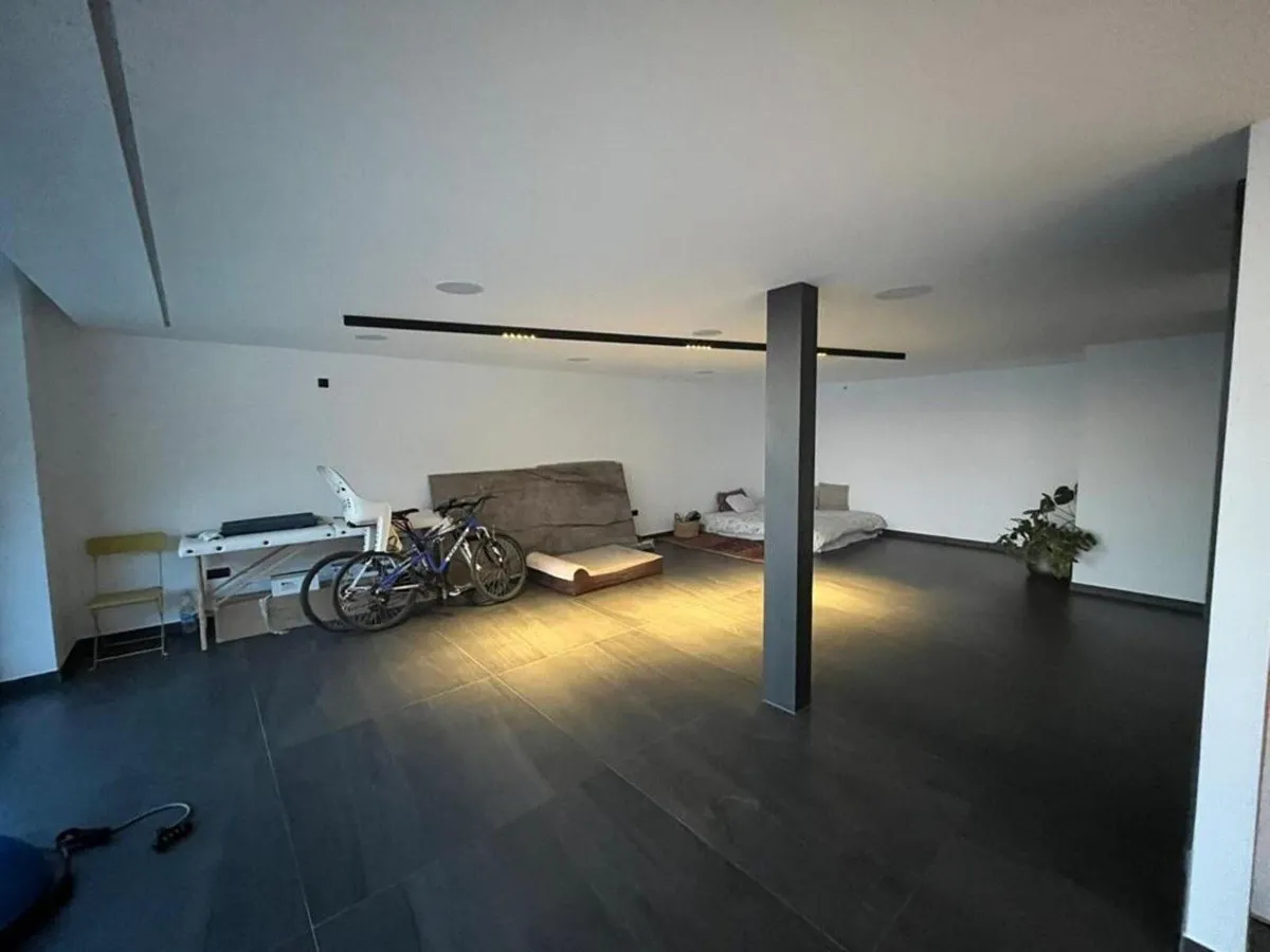 9000b93b-68c6-4969-a8f2-a39ead29d01d