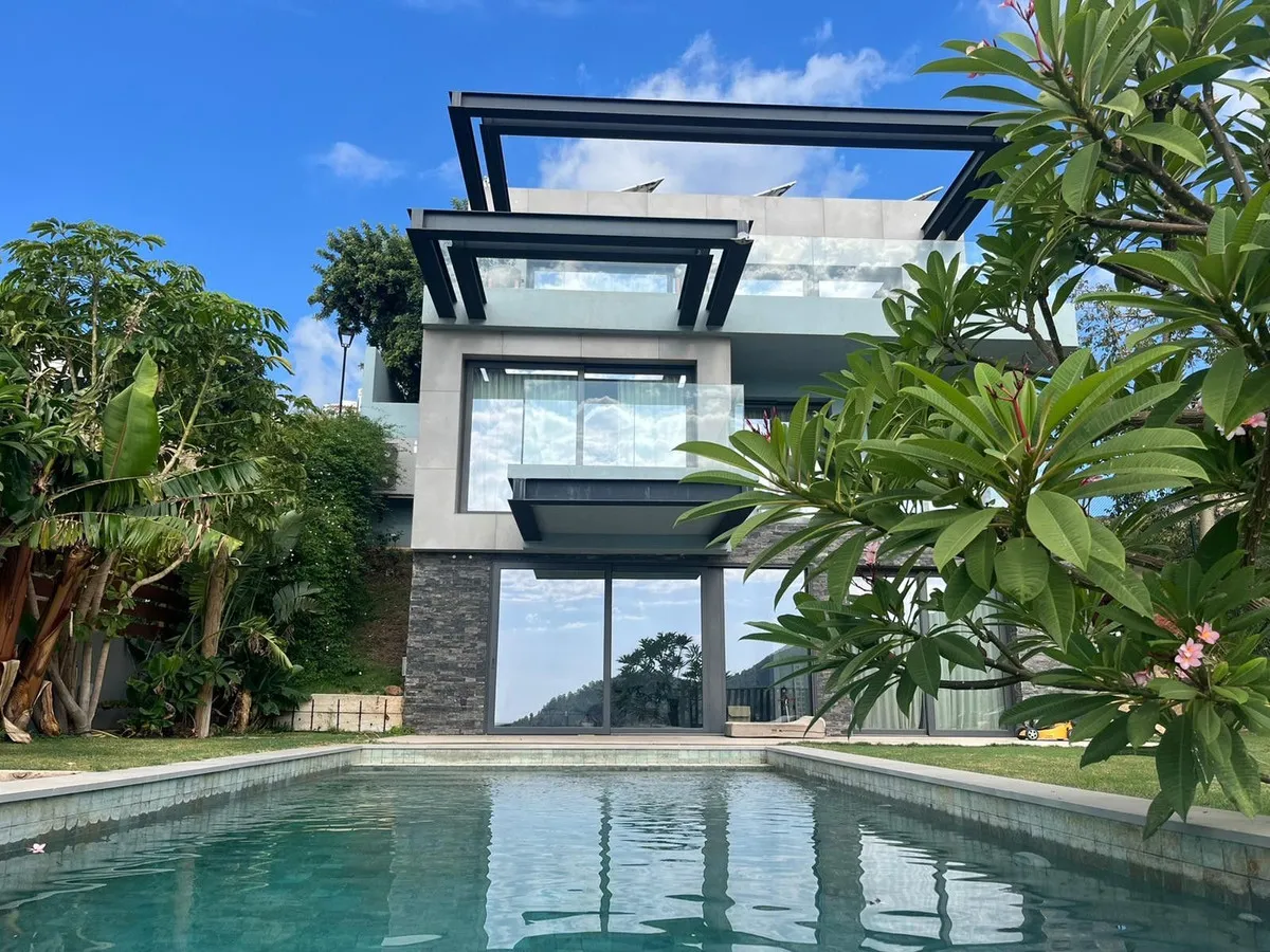 a8441eec-43f7-4373-bb5e-ddb1c31d8cdd