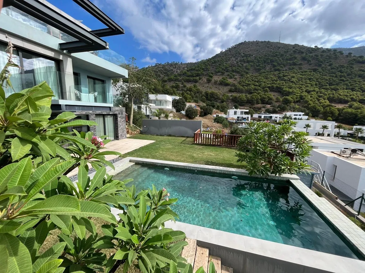 c1f7b917-3960-48ba-a6ea-89ccd56a87cf