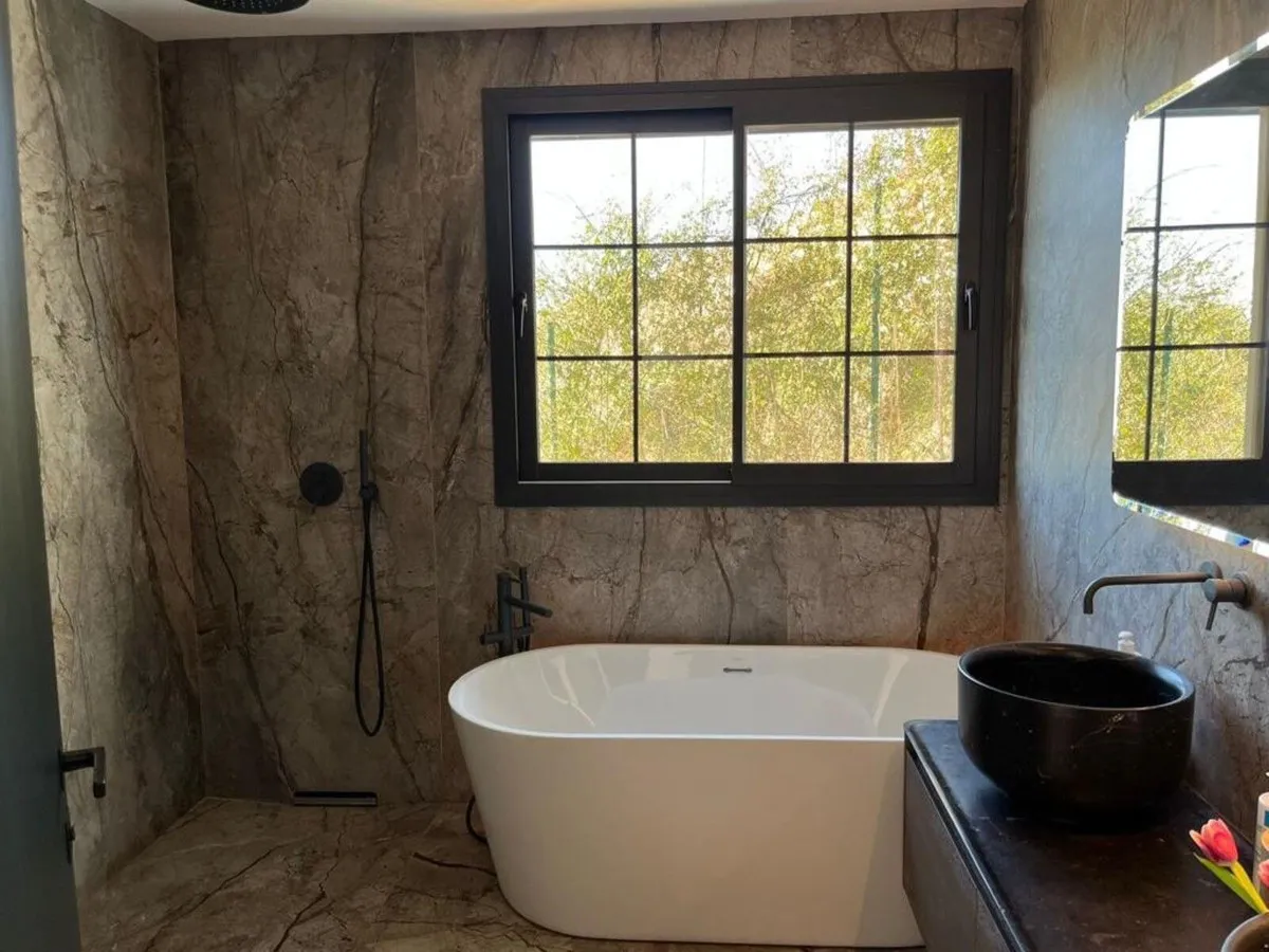 caae237c-df40-47c3-9e33-59e039b4f4e3