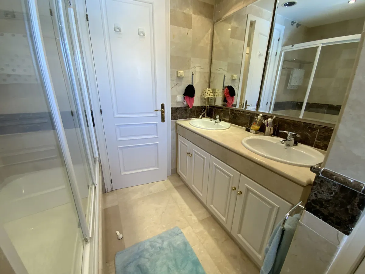 71946fbc-d10f-44ee-aae1-a3caa9692aee