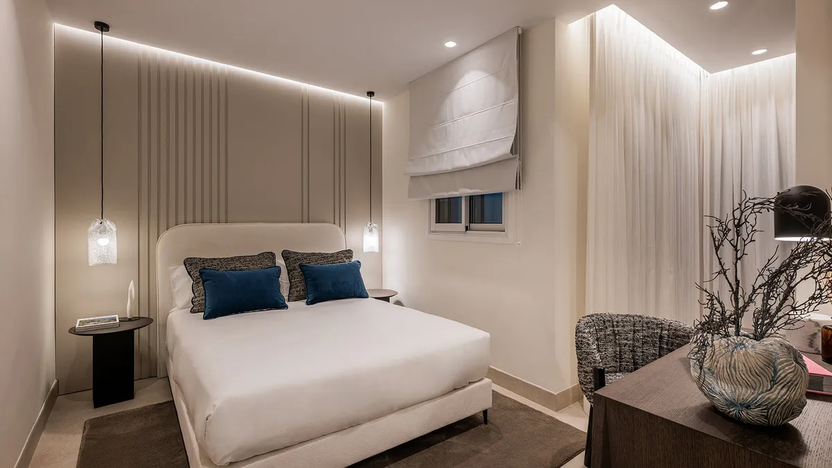 128cc9e9-5b4c-49f2-8058-e596231768ba