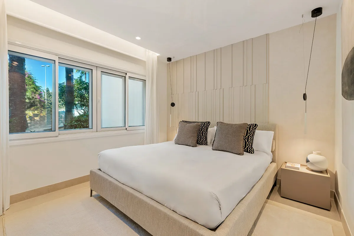 2c209297-d069-4a7a-905e-3b52b476ba40