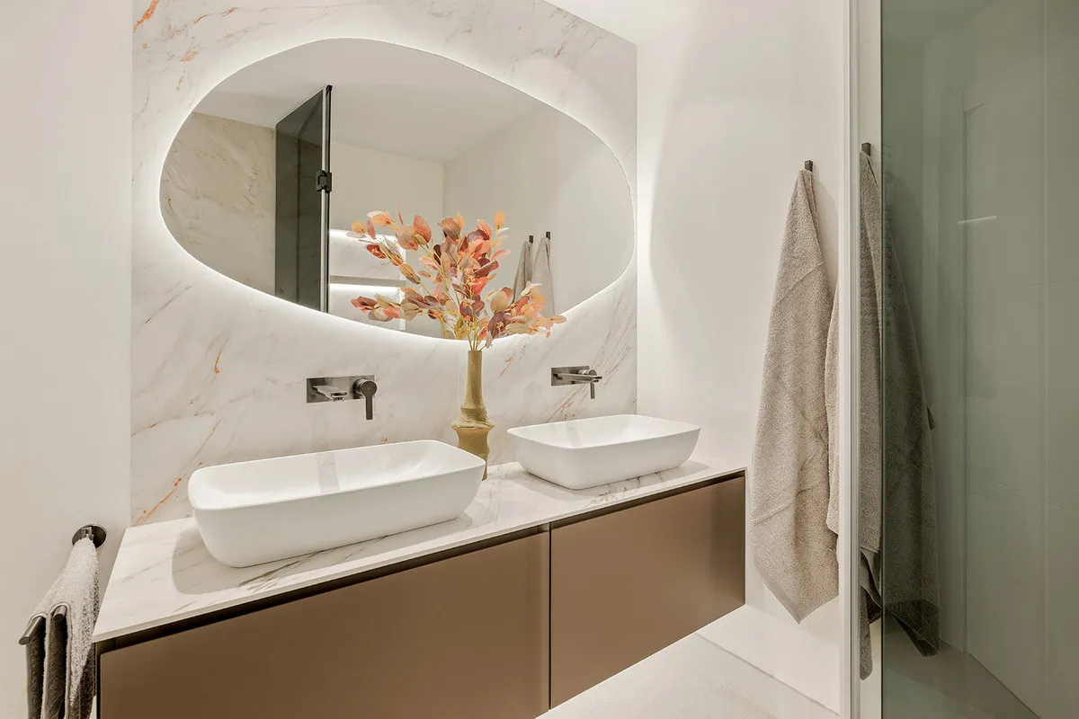 e7ceb90d-03ce-411e-aa95-37bf50bcb41c