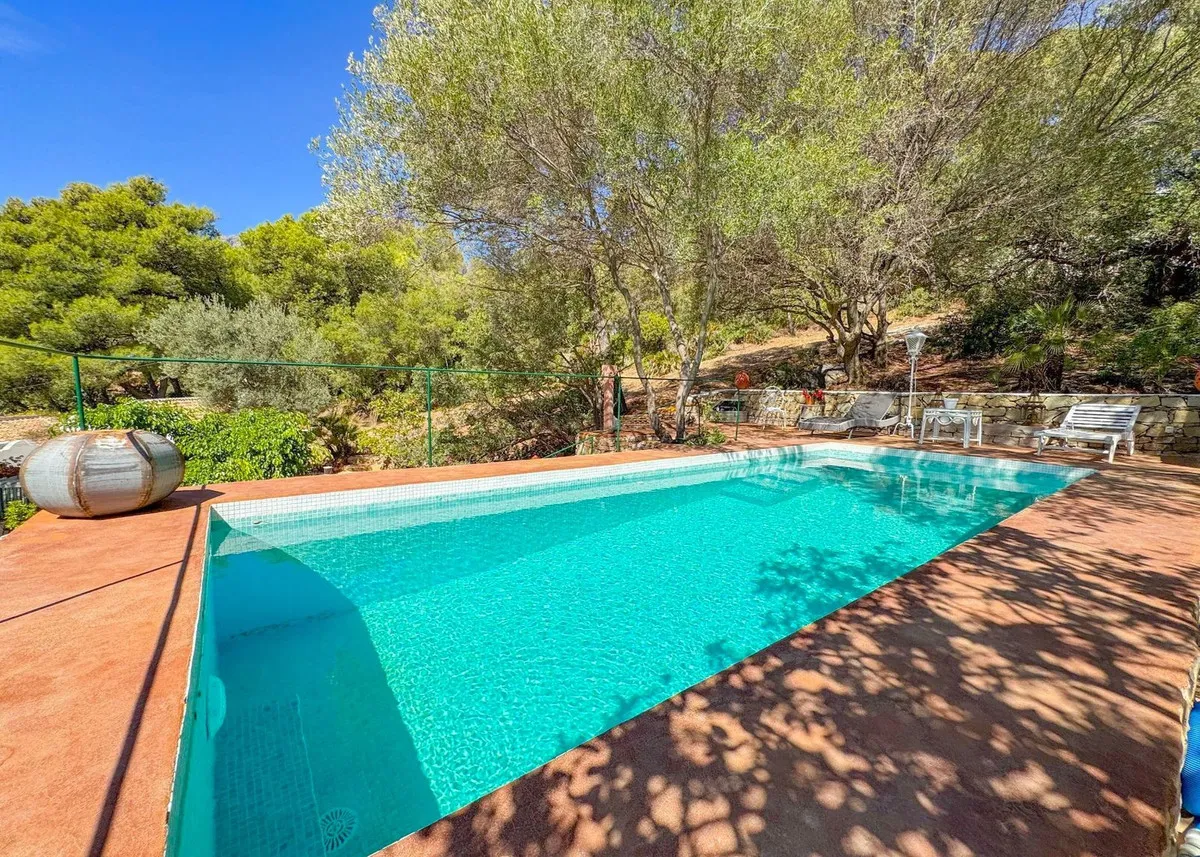 0bff9725-367a-4063-863f-79dae757cbb3