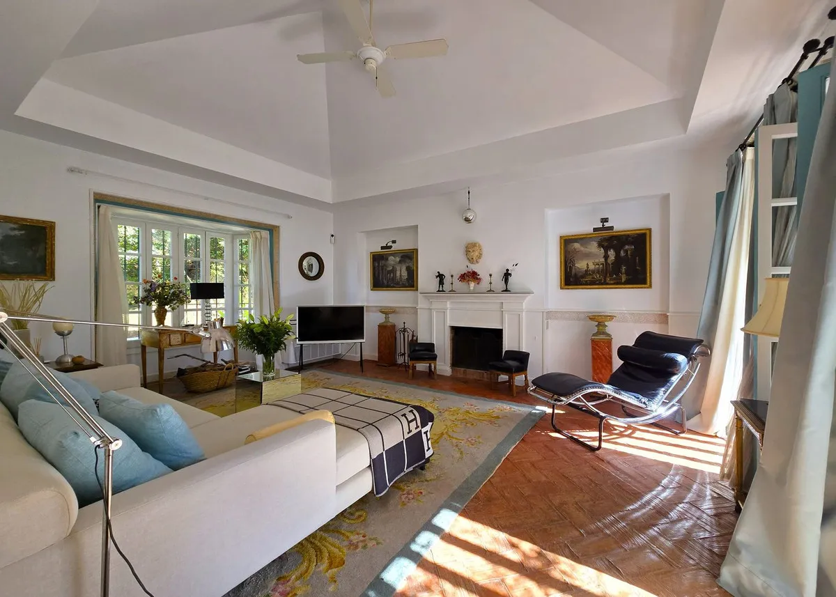 2f48045a-86b1-4587-802f-0d8d8103adef