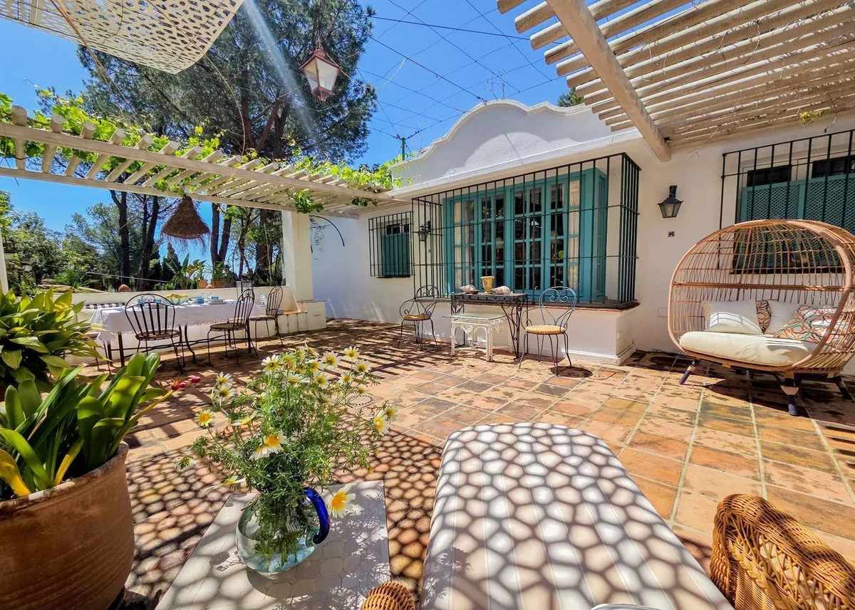 37e7d1bb-59ec-4fc5-959d-37dbea4de8de