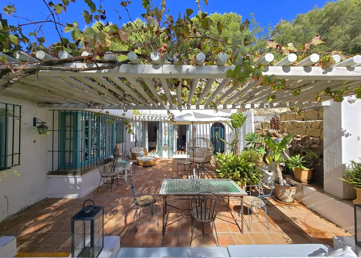 4ba62809-c937-4d37-a84d-2d82c9641229