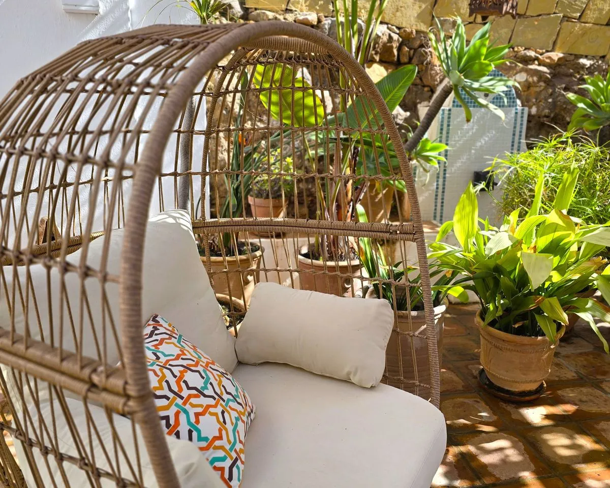 9a5f3cf7-c7c0-48f5-8cce-ba8f3eb9934c