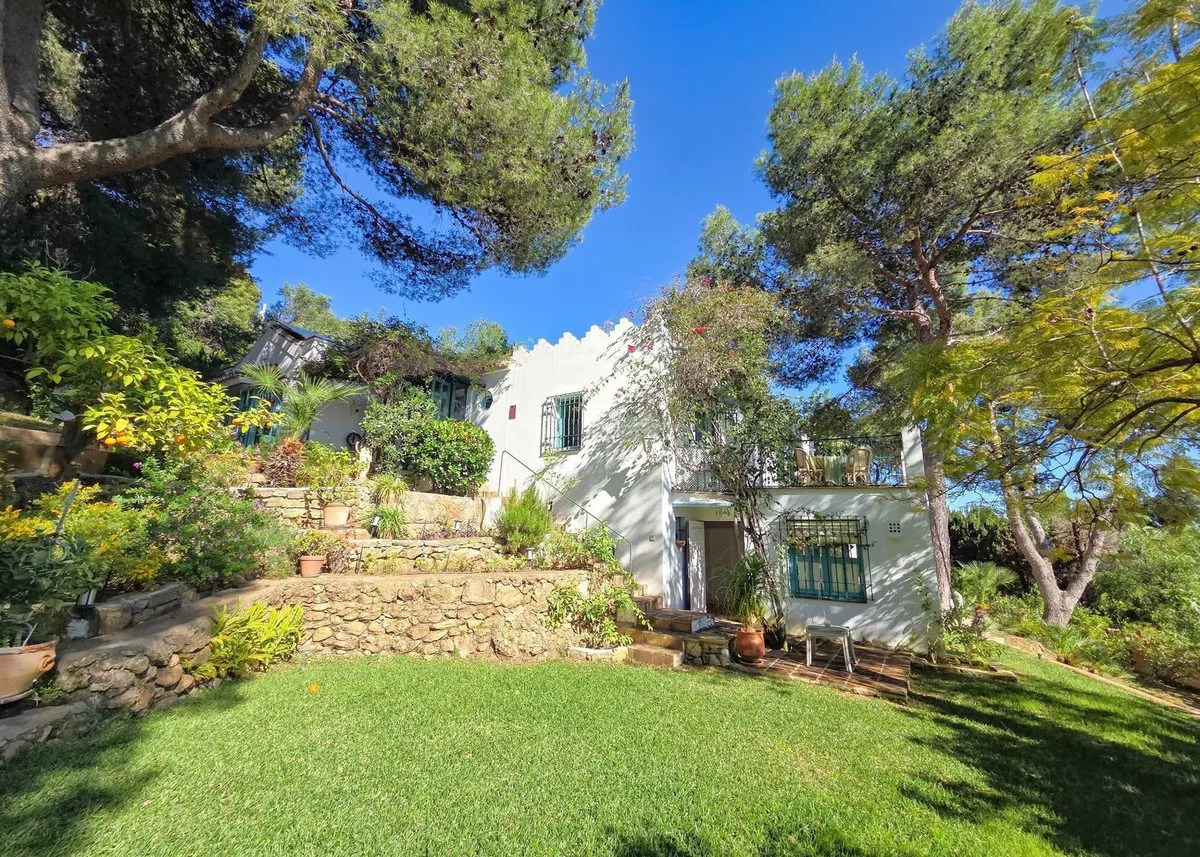 d6a04019-1df1-4344-945c-fbd4b66a0e3c