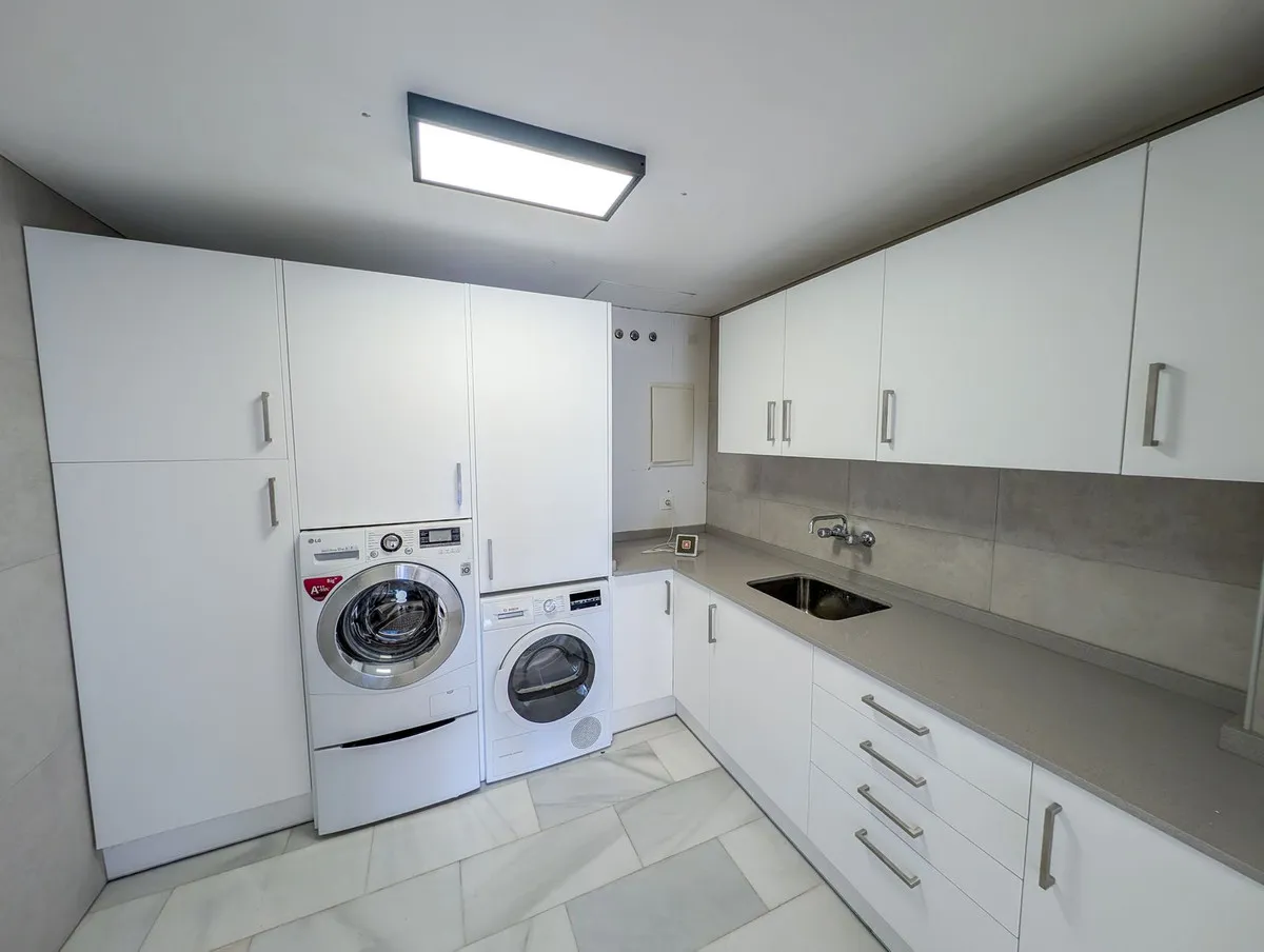 00cb4e83-ef37-4d1c-8f2e-7447532992fb