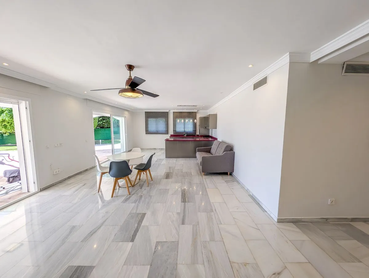 44bccf90-3a59-4c50-88a3-f5085bbca5f2