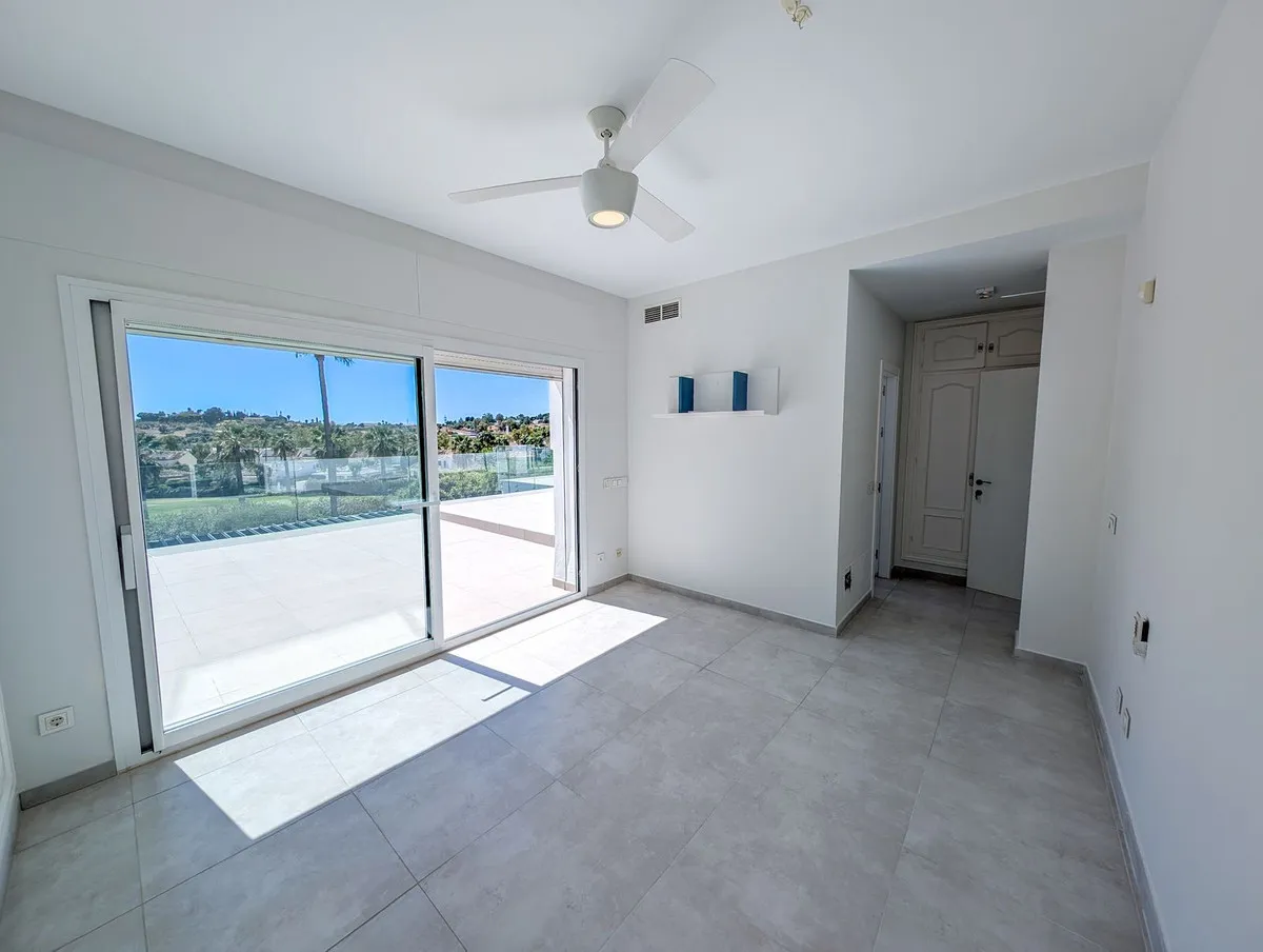 7b80d792-935b-4631-8de8-512f3bd55326