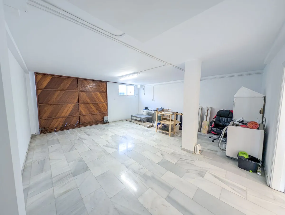 e86038db-7d2a-462d-ae5e-9d930d389d8e