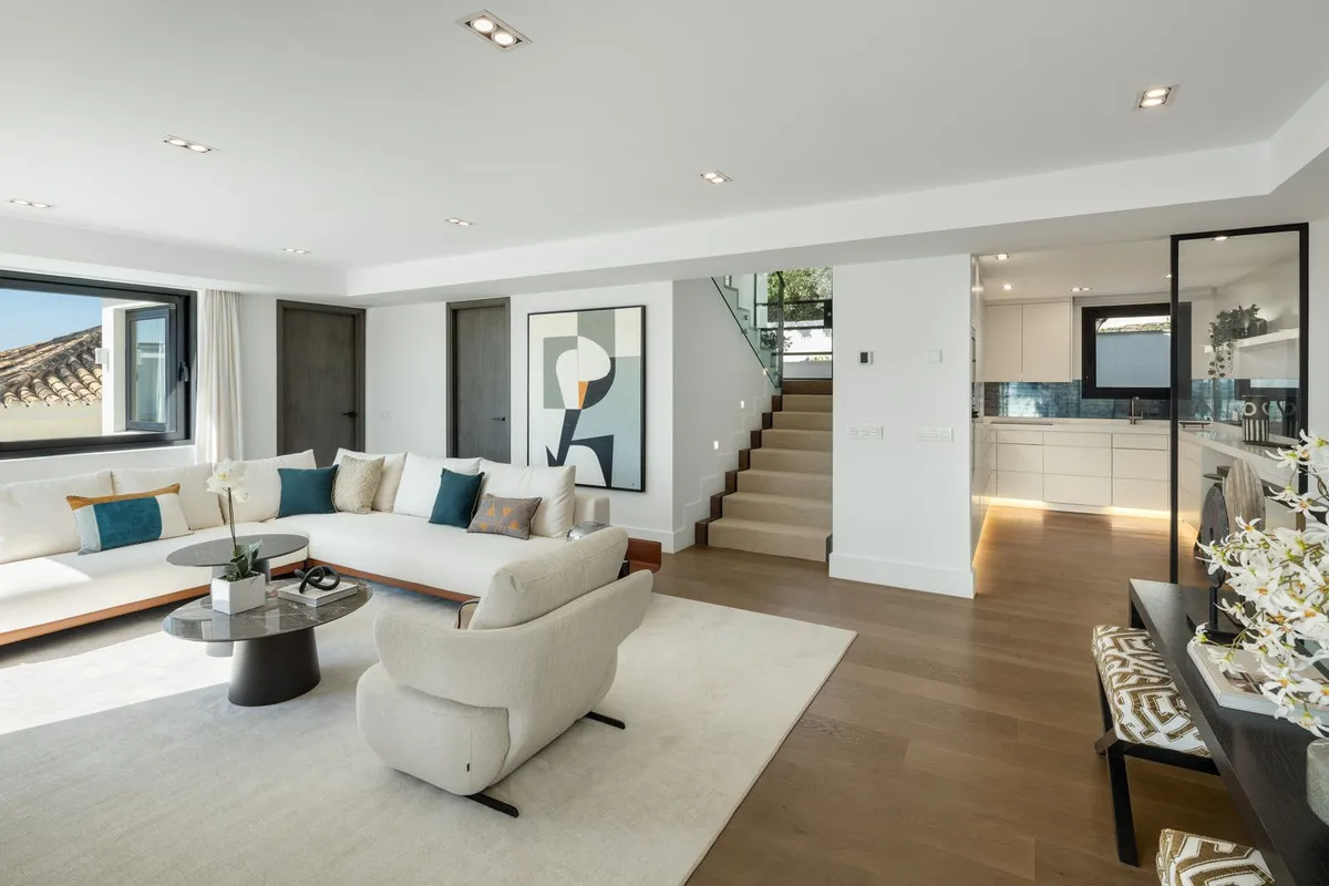 69a8b493-c083-4651-9f2f-37a4c8f77f88