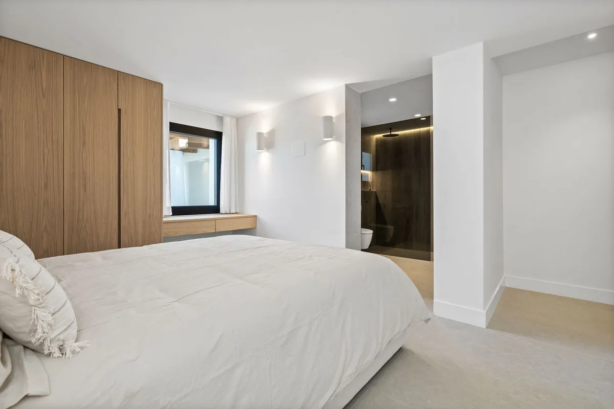 08e83c48-0764-4afa-a96f-171131f30fde