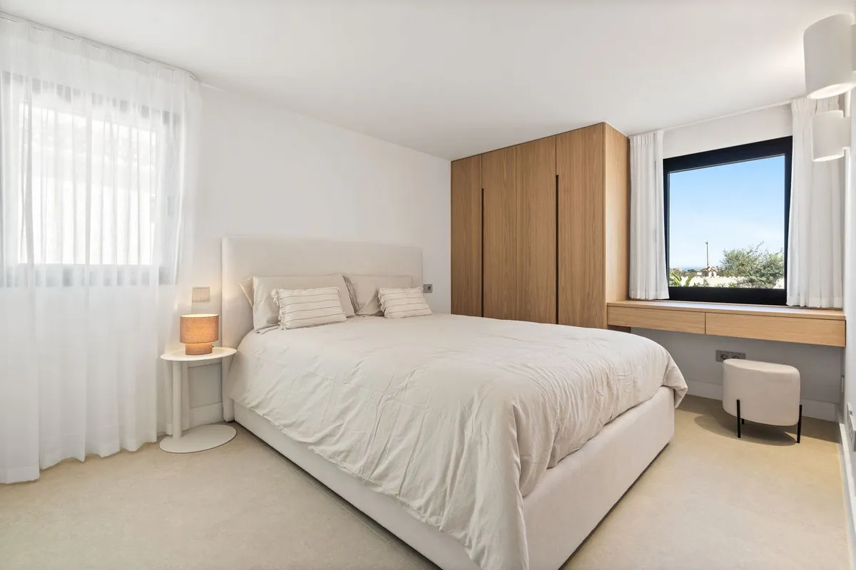 3af08fce-ad98-4bc5-ac03-a26e2bce760e