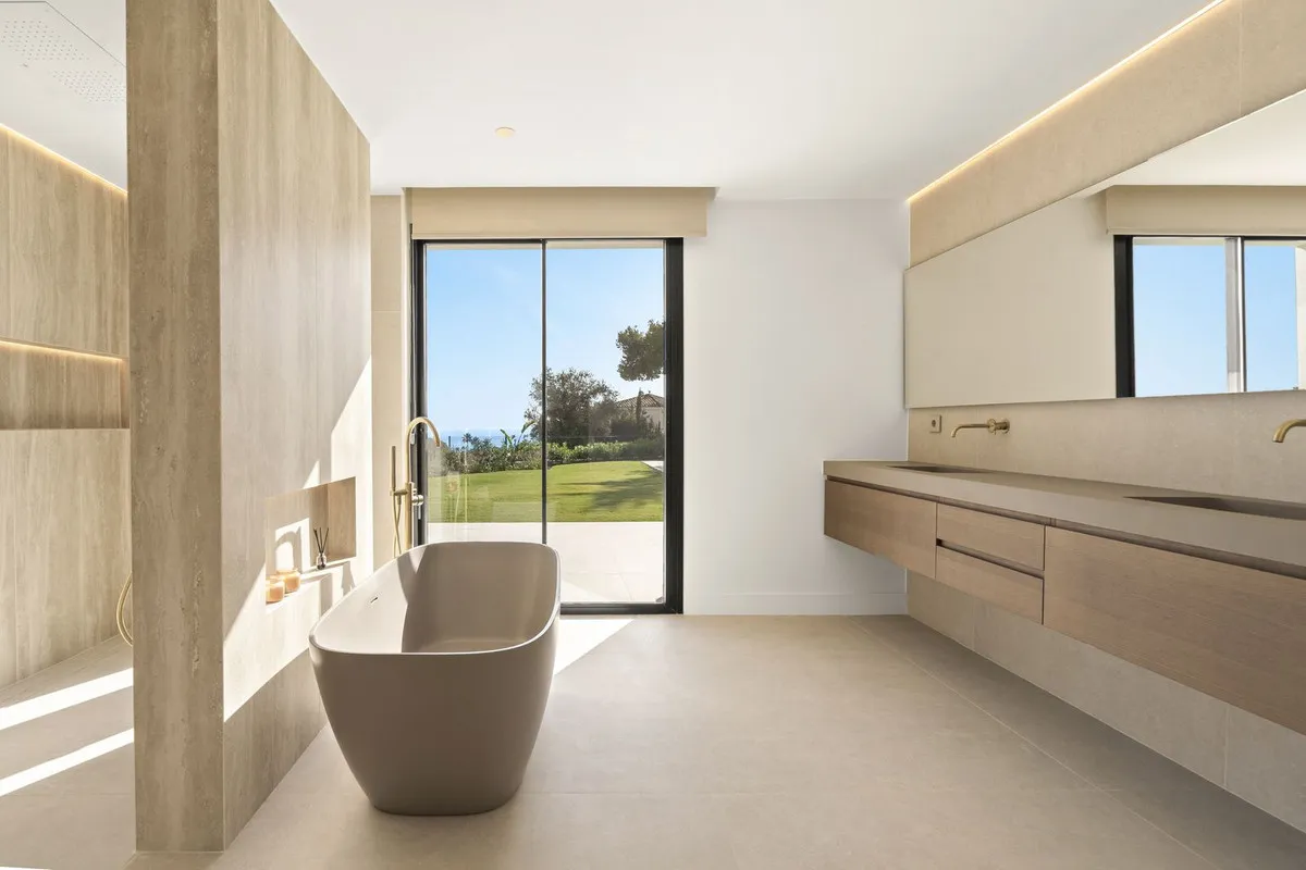 ba52a1b5-3b53-4827-bc4c-6a4e2603b67a