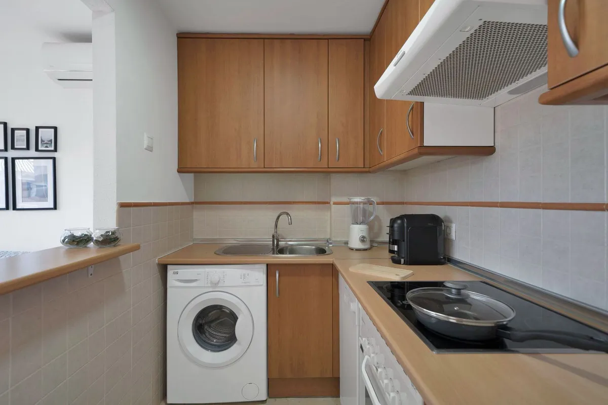 1f9b85e2-bd55-4a50-8dc9-8a5940021001