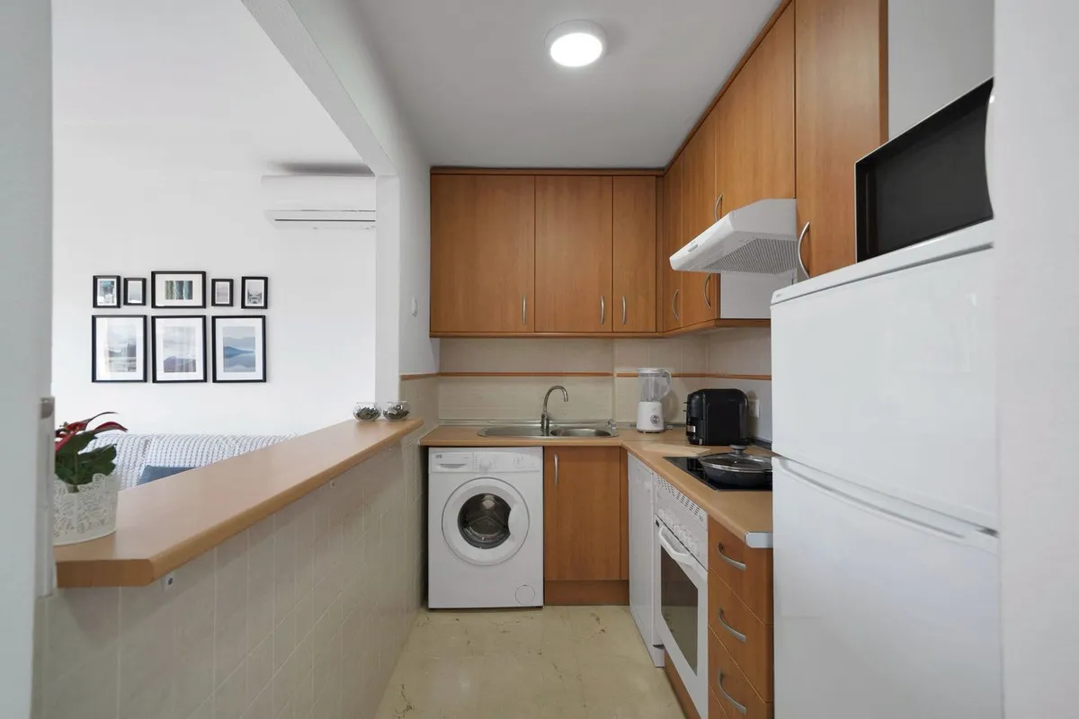 247e65fe-9272-468b-9443-1853522088db