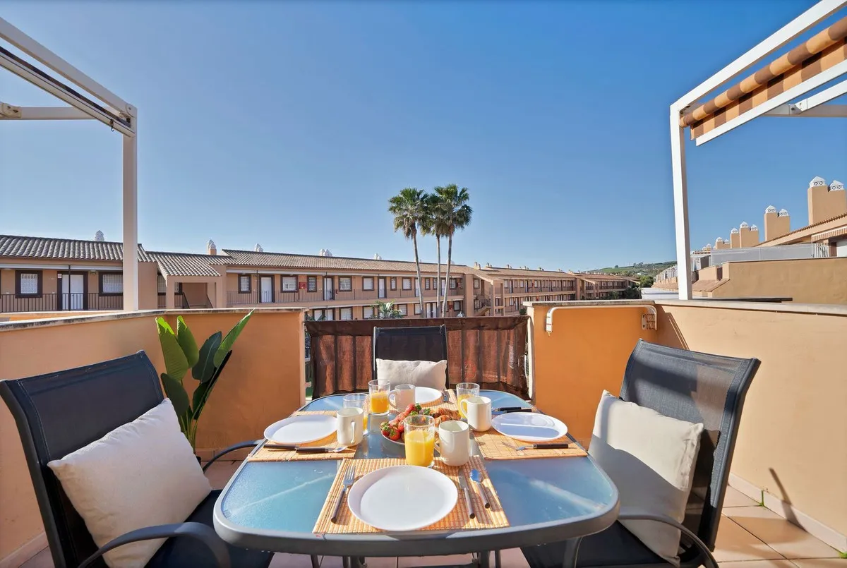 52f58d4b-8c12-45ad-acef-51a3ee6df76e